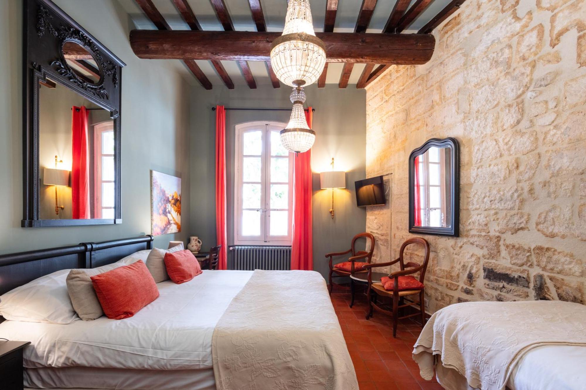 Hotel De L'Atelier Villeneuve-lès-Avignon Exterior foto