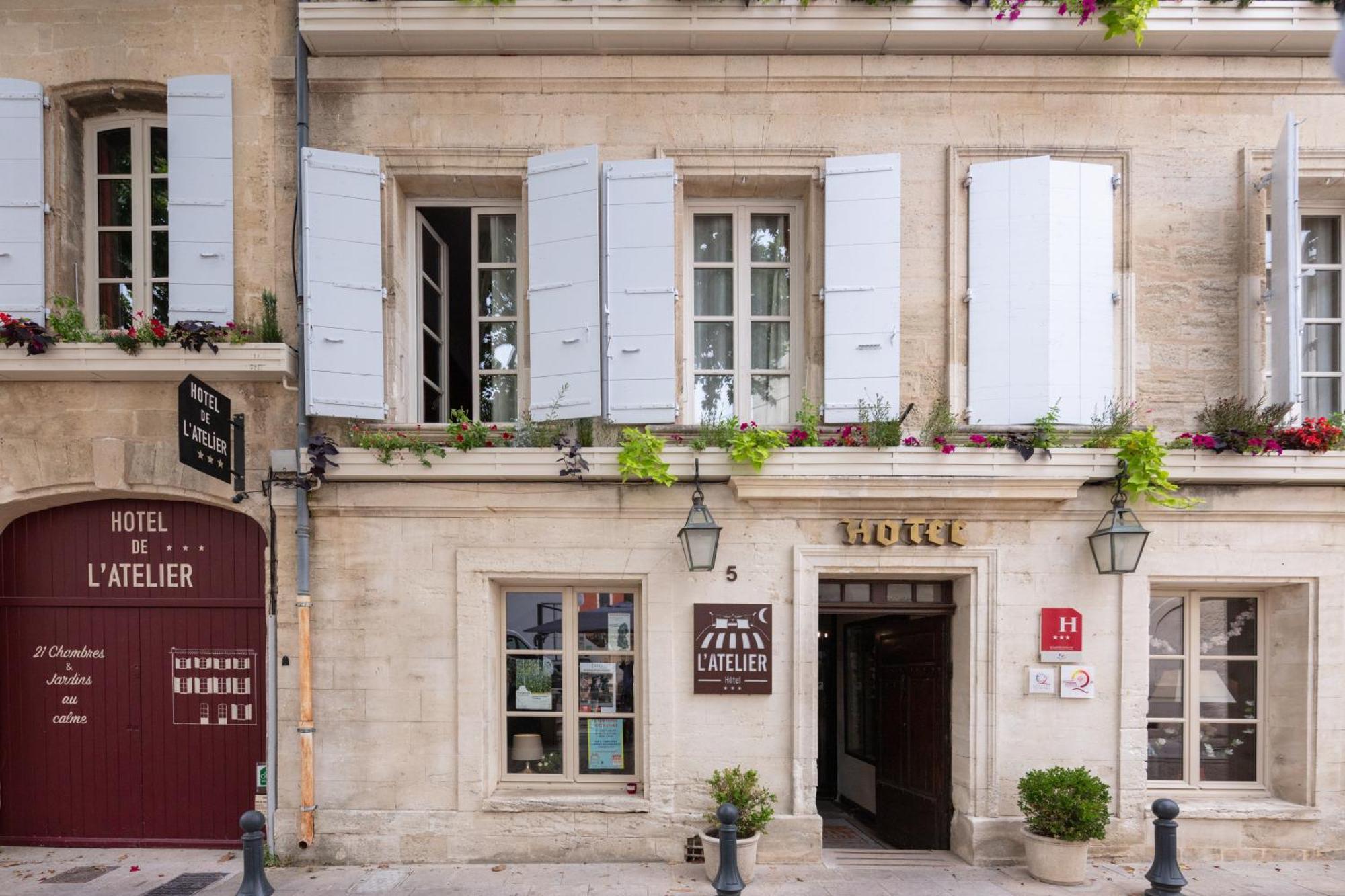 Hotel De L'Atelier Villeneuve-lès-Avignon Exterior foto