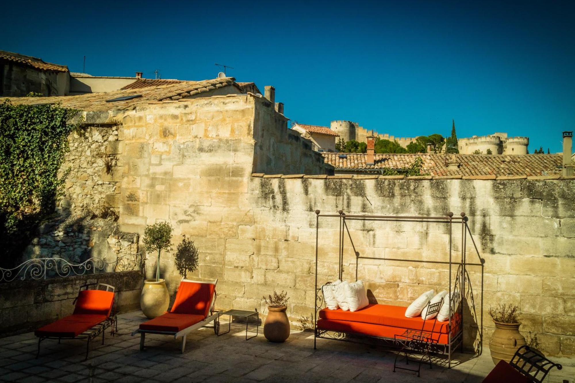 Hotel De L'Atelier Villeneuve-lès-Avignon Exterior foto